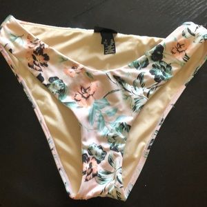 L.A Hearts high leg bikini bottoms